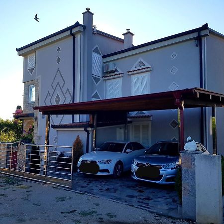 Apartments Petar & Anka Biograd Na Moru Dış mekan fotoğraf