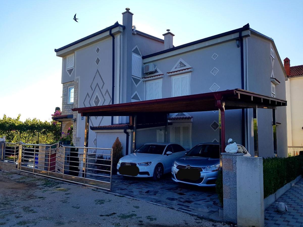 Apartments Petar & Anka Biograd Na Moru Dış mekan fotoğraf